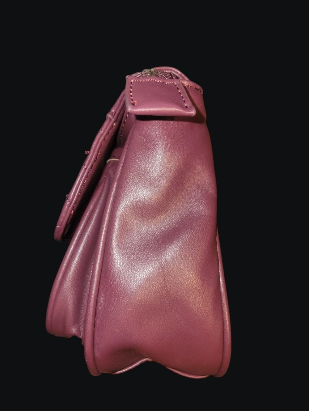 Badgley Mischka Quilted Crossbody With Gunmetal Hardwear - Picture 5 of 8